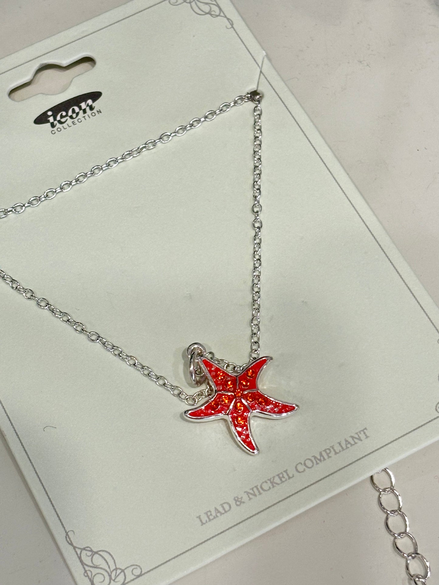 Beautiful Starfish Necklace!