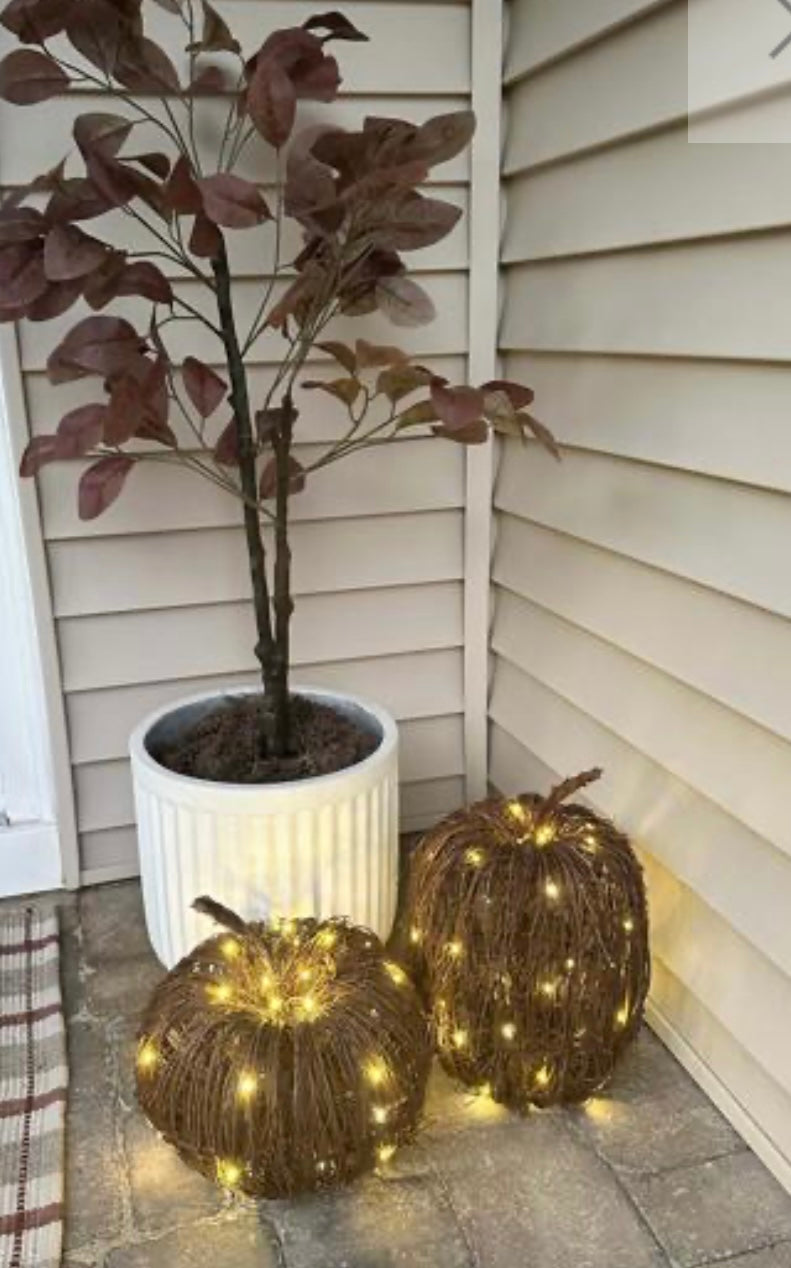 Light Up Woven Pumpkin